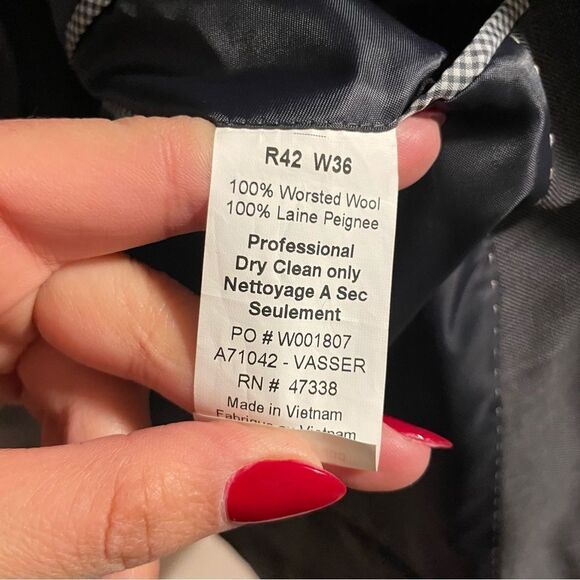 NWT Tommy Hilfiger Vasser 2 Button Plain Suit Jacket Gray Worsted Wool- Size 42R - Picture 6 of 7